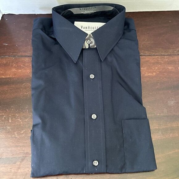Van Heusen Dress Shirt Wrinkle Free Long Sleeve Button Down Men’s 15 32/33 - Picture 1 of 4